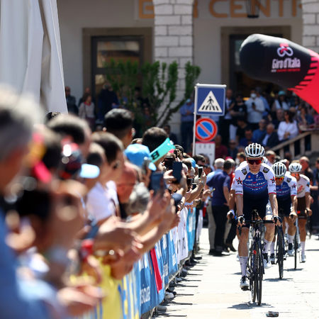105th Giro d'Italia 2022 - Stage 9