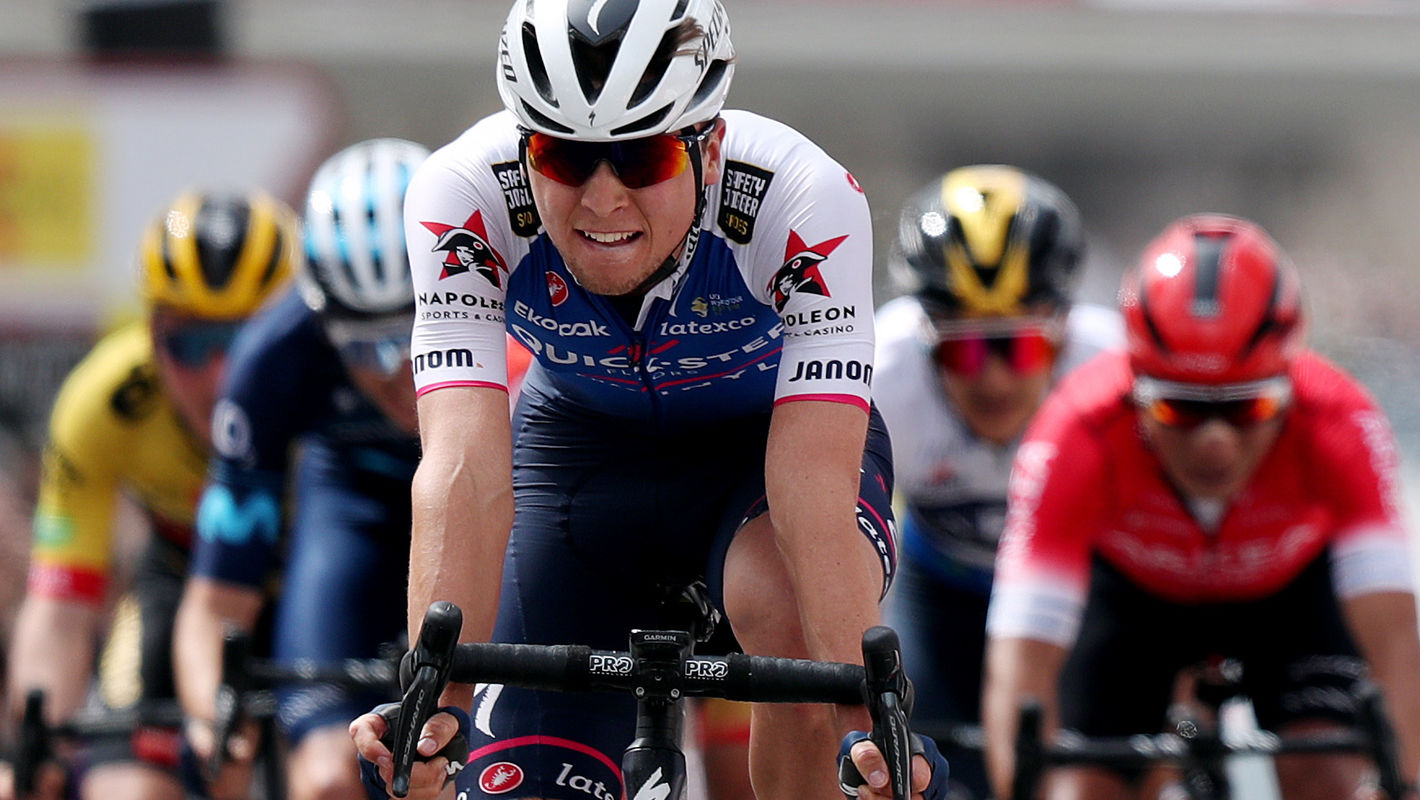 Bagioli schuift op in klassement Dauphiné