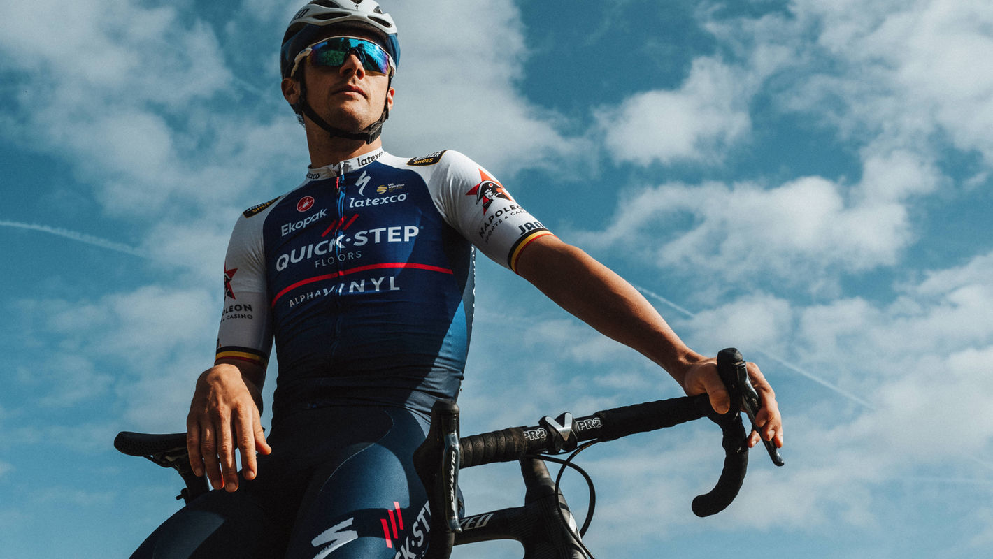 Quick-Step Alpha Vinyl en Castelli sluiten kledingpartnership