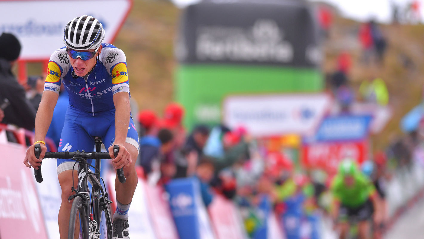 Vuelta a España: De La Cruz gains two places in the GC despite late mechanical