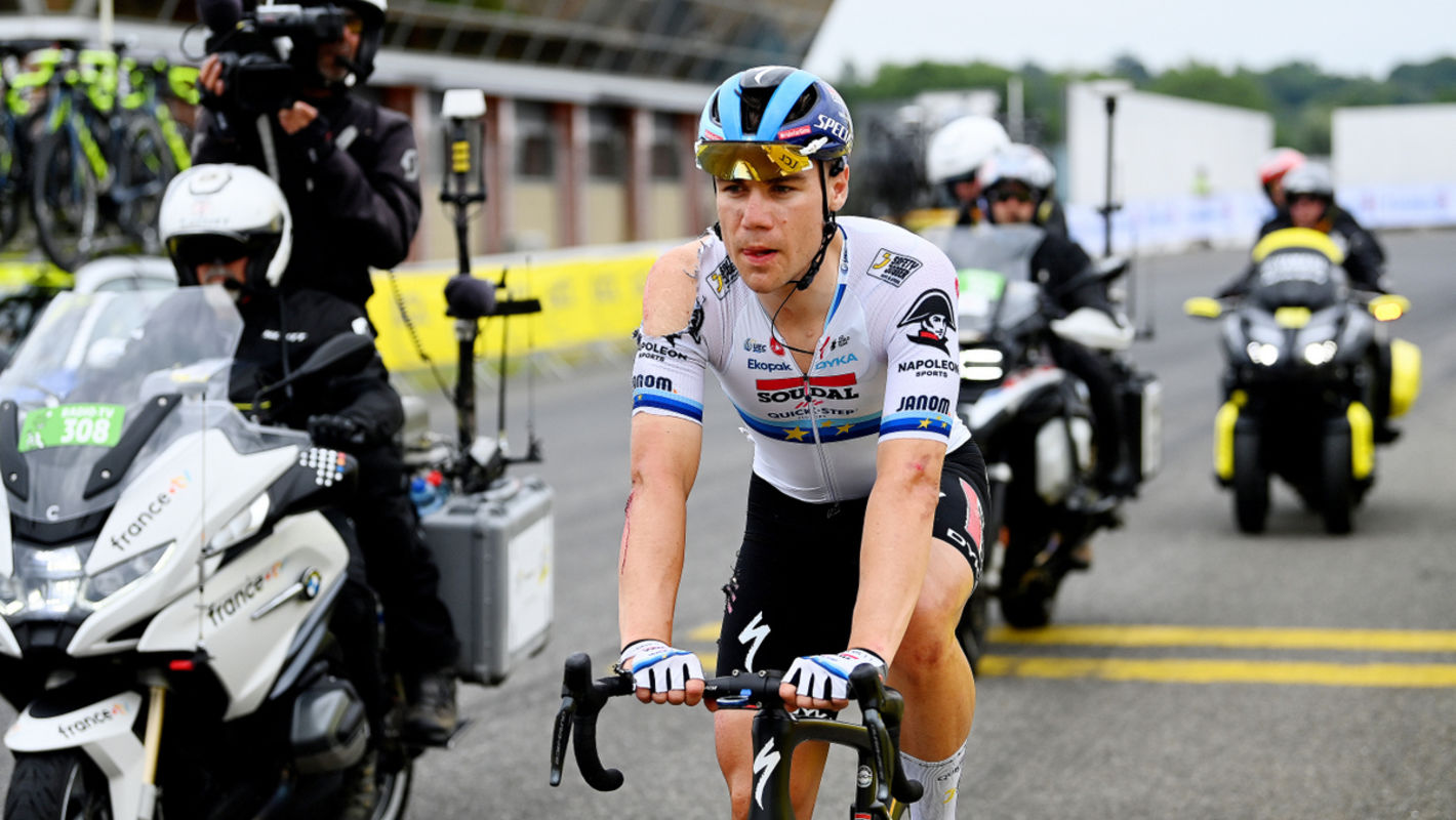 Tour de France: Crash puts an end to Jakobsen’s chances