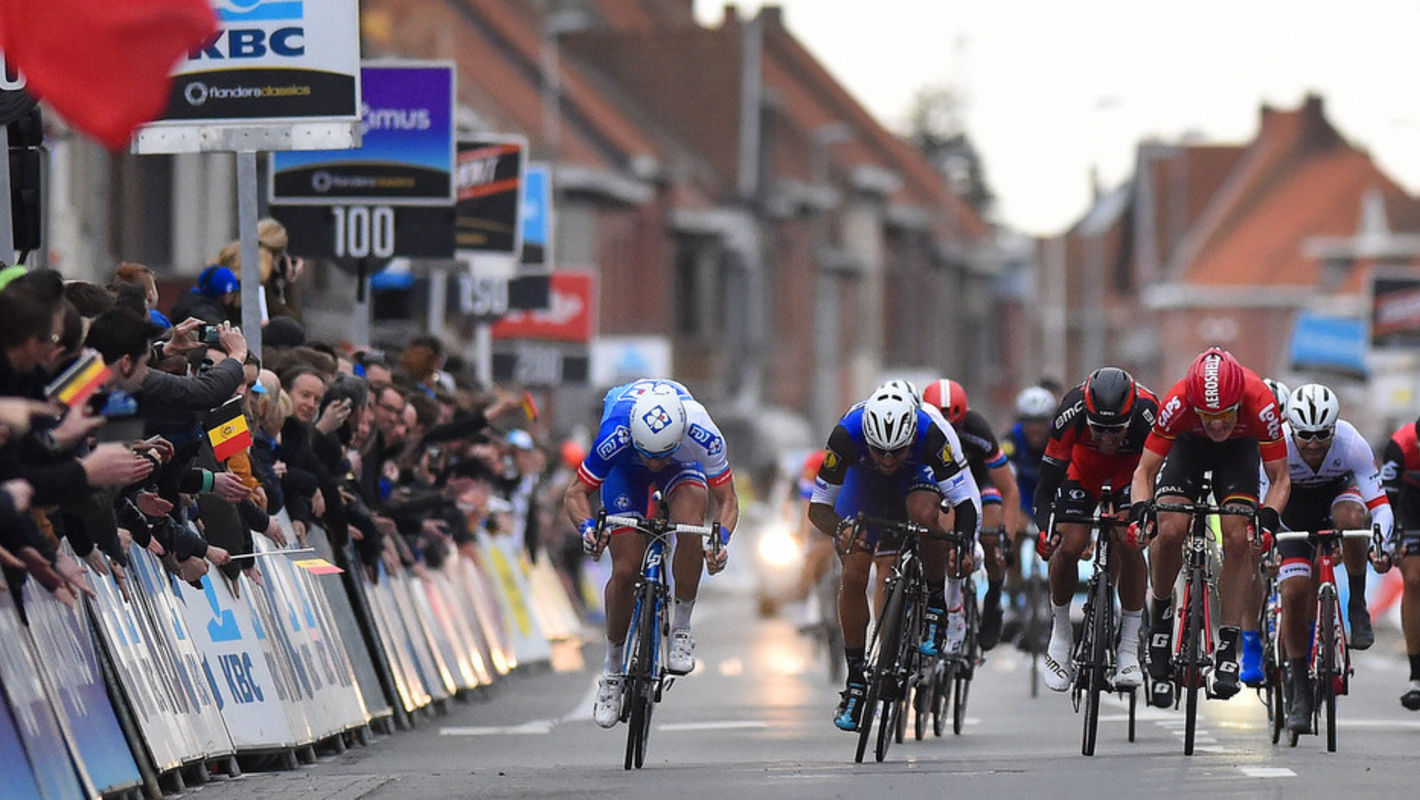 Gaviria notches top 10 in Gent-Wevelgem