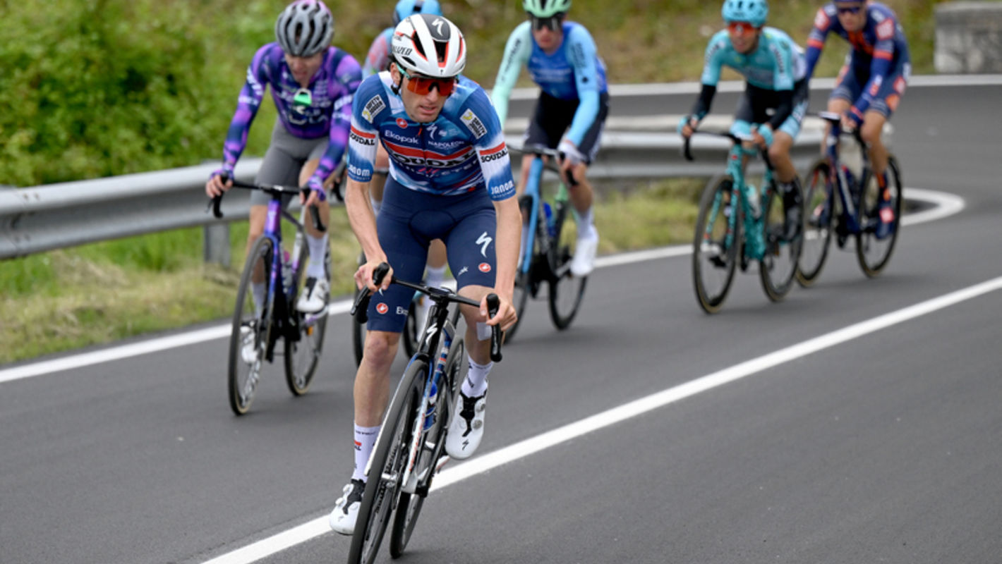 Garofoli spends 150 kilometers in the break at Il Giro