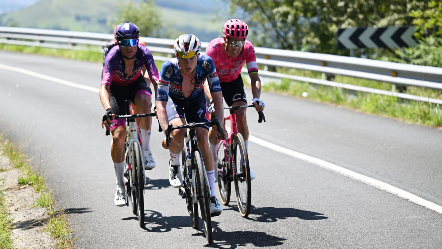 Gelders in the break at Clasica San Sebastian