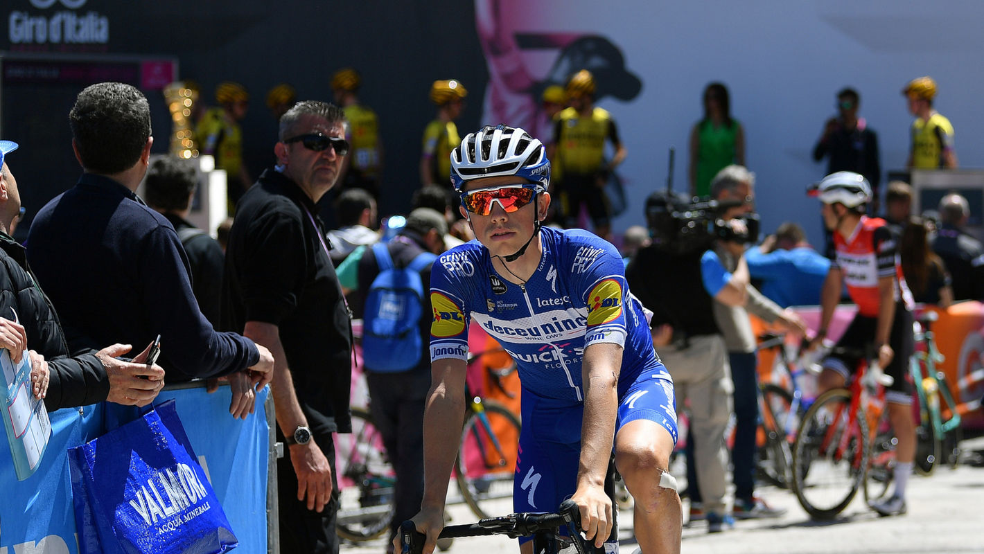 James Knox leaves the Giro d’Italia