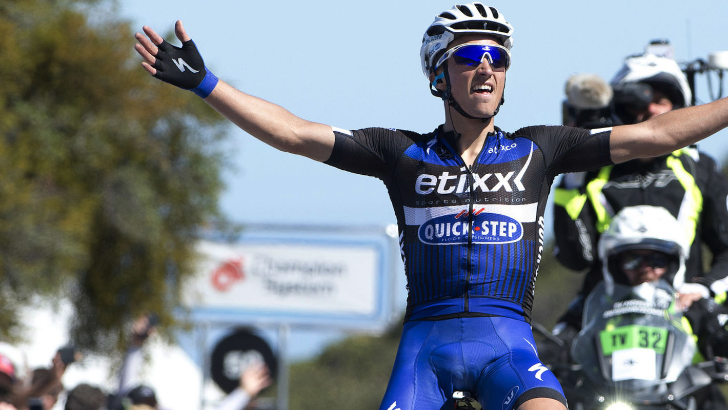 Alaphilippe conquers Gibraltar road