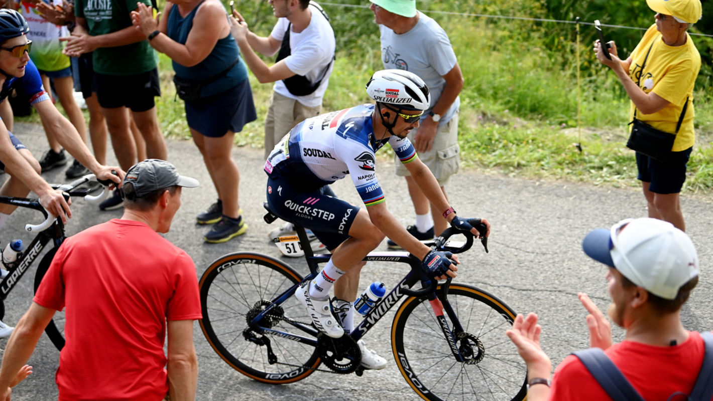 Tour de France: A day in the Alps