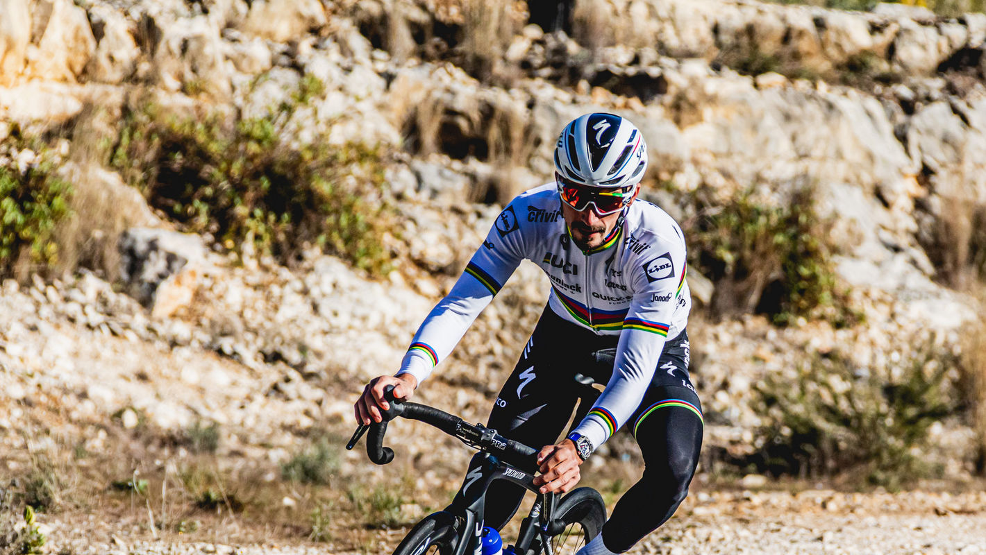 Alaphilippe start seizoen in La Provence