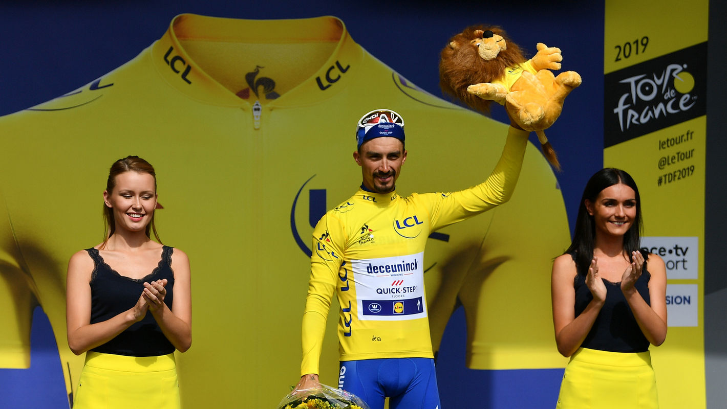 Alaphilippe carries Tour de France yellow jersey into Pau ITT