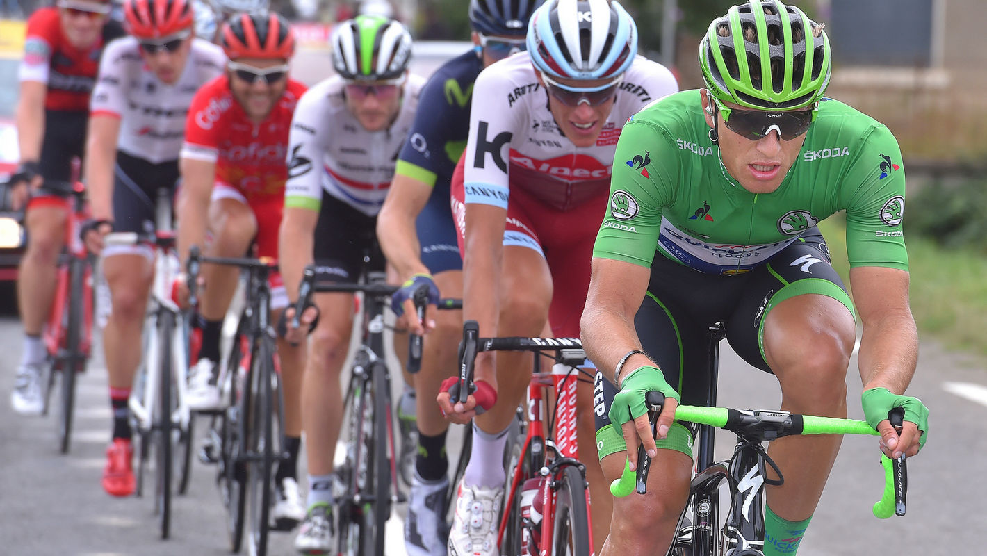 Tour de France: Kittel retains green jersey after crosswinds stage