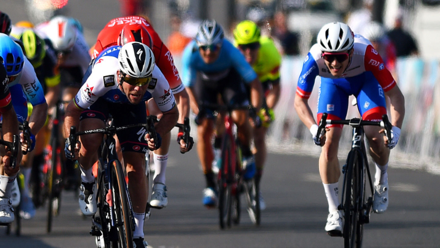 Cavendish start seizoen met podiumplaats in Oman