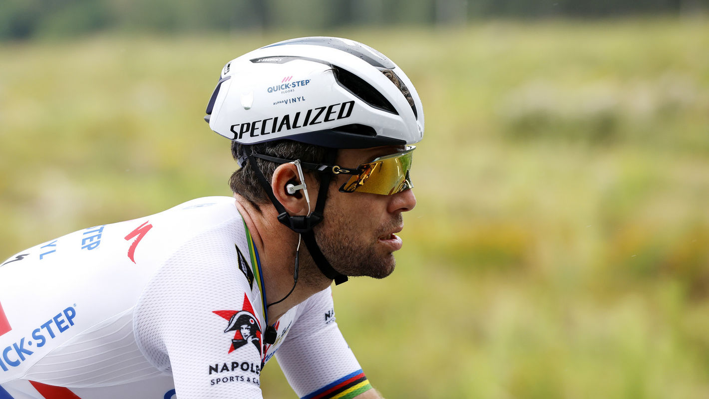 Tour de Pologne: Cavendish shows off new jersey