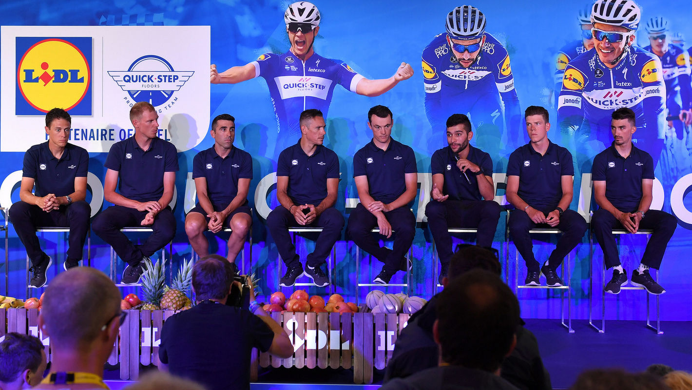 Quick-Step Floors praat met de media in La Roche-sur-Yon