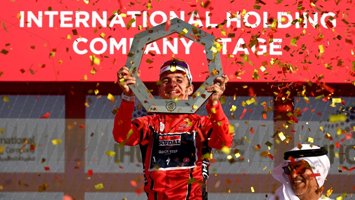 Remco Evenepoel wint UAE Tour