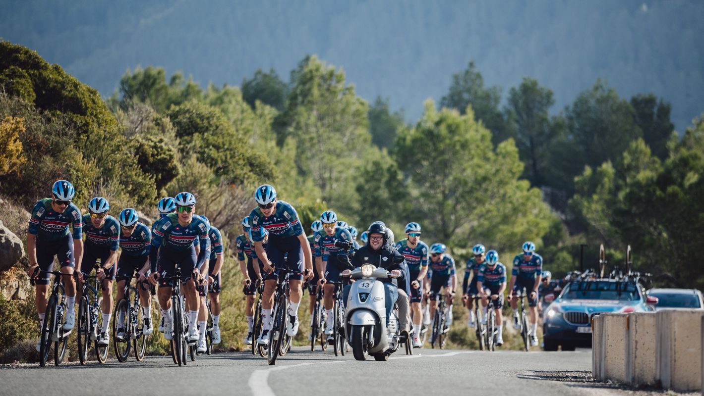 WE ARE HIRING: Digital Creative