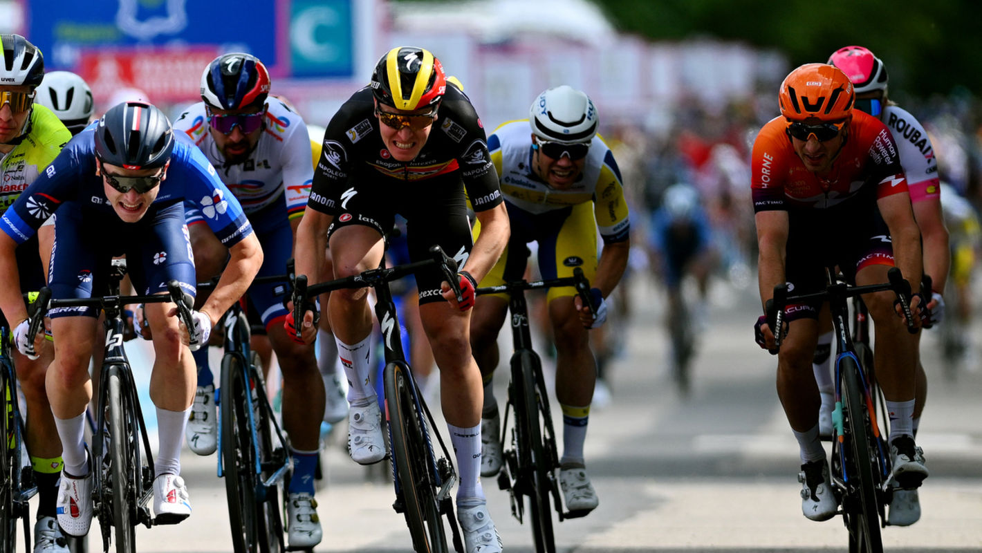 Merlier ingesloten in openingsrit Dunkerque