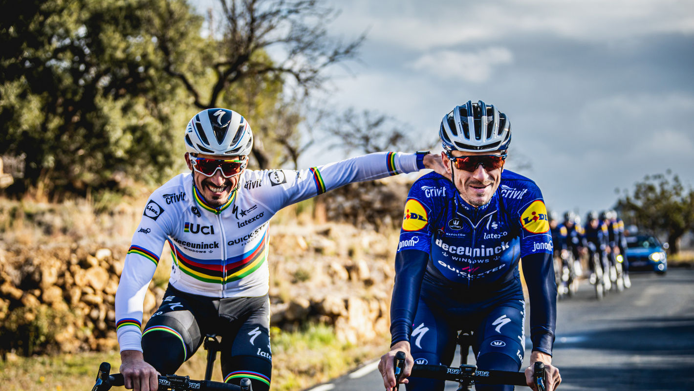 Deceuninck – Quick-Step start voorbereiding in Spanje