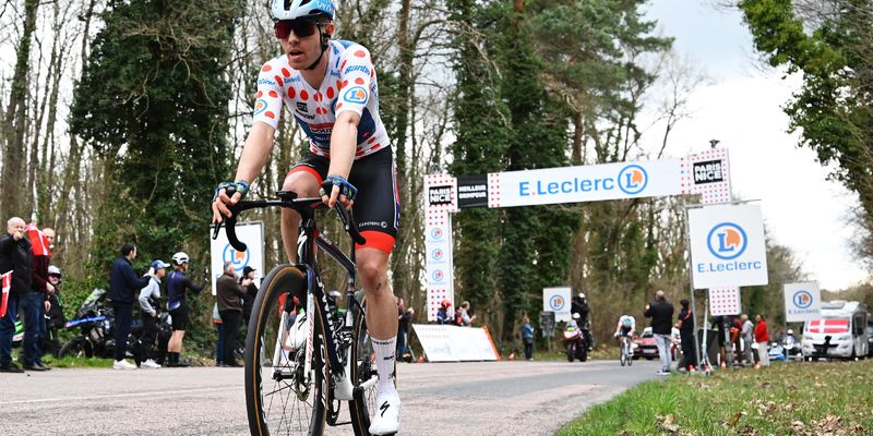 Pedersen retains Paris-Nice climber’s jersey