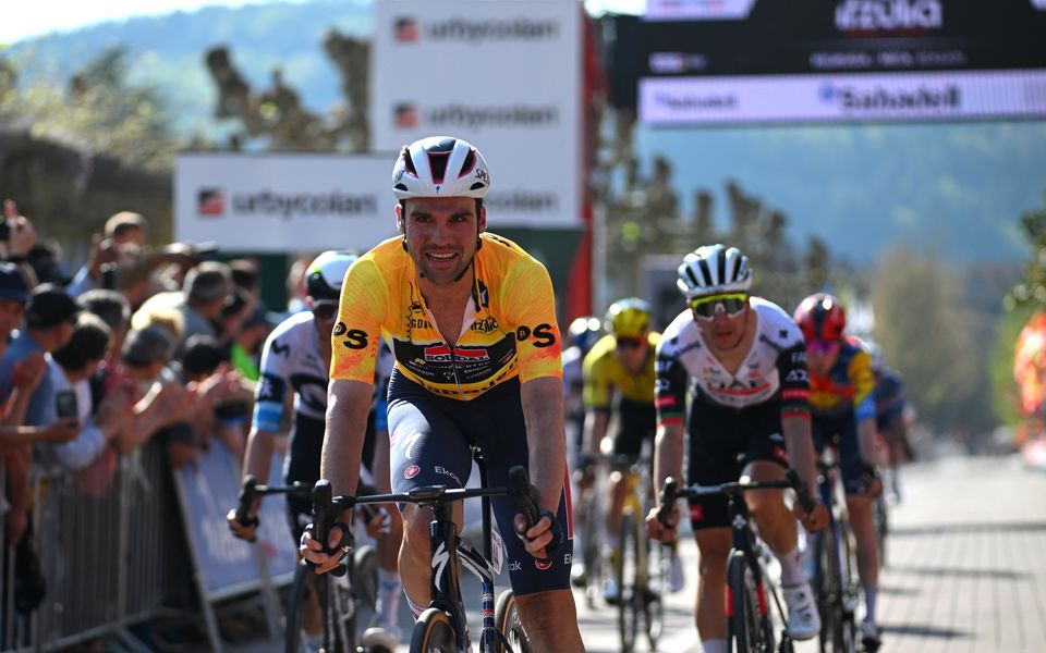 Itzulia Basque Country: Schachmann verstevigt leiding