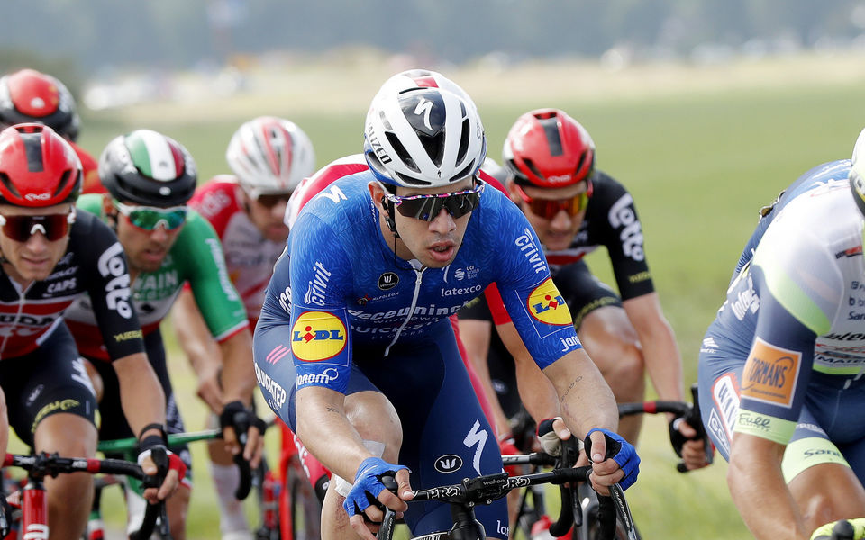 Hodeg neemt derde plaats in chaotische openingsrit Benelux Tour