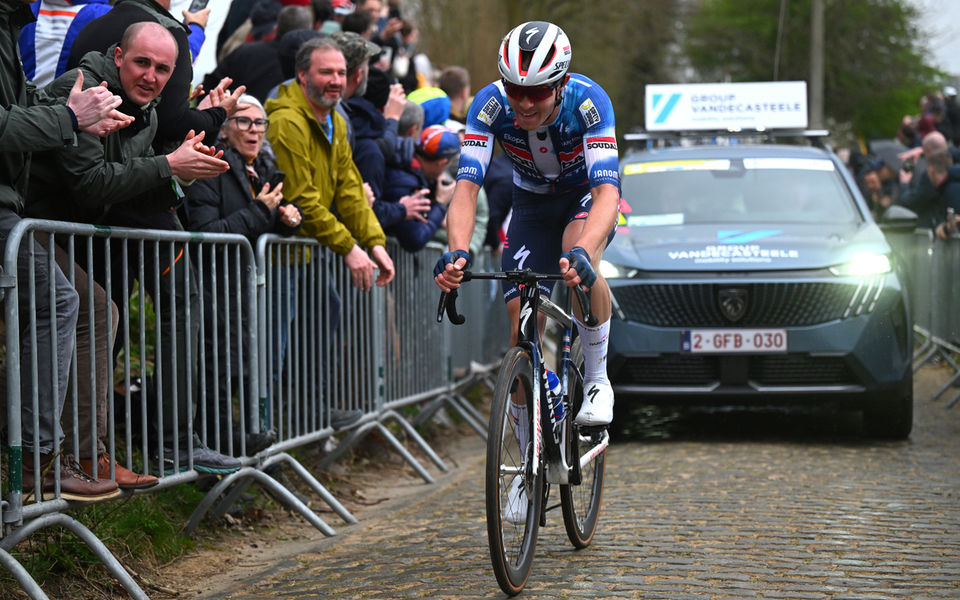 Casper Pedersen rides to fourth in E3 Saxo Classic