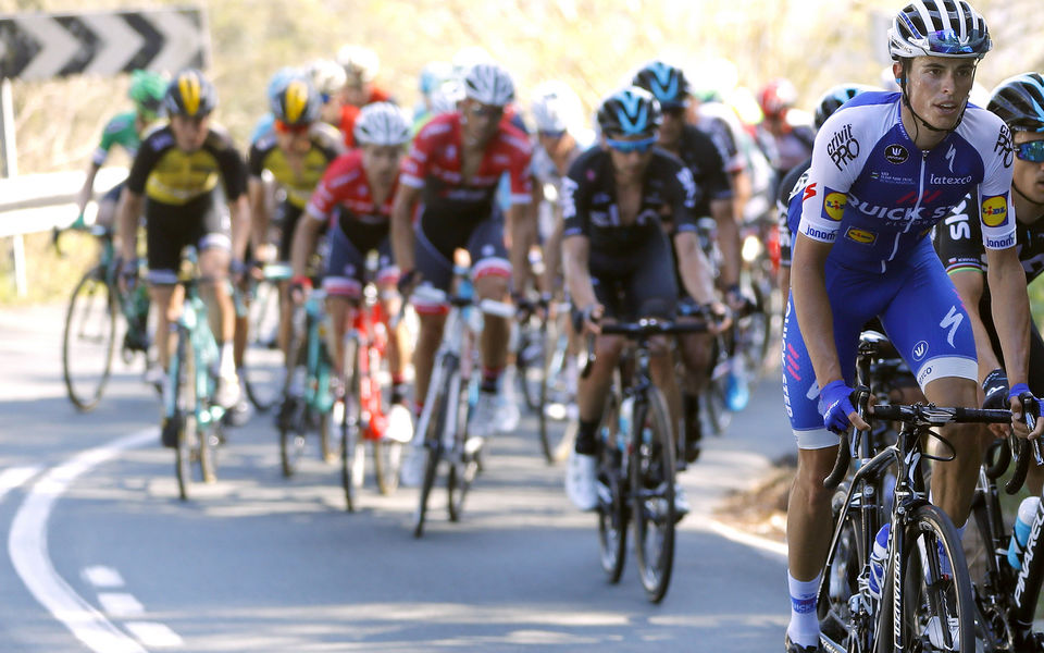 Quick-Step Floors lights up San Sebastian