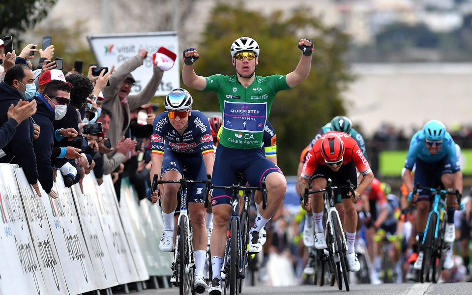 Jakobsen wint opnieuw in Algarve