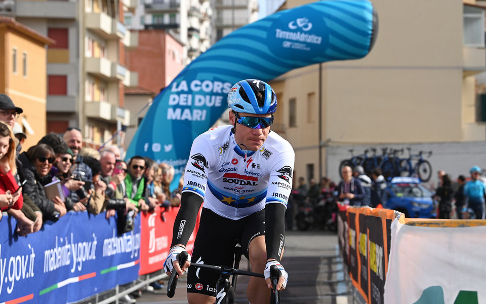 Tirreno-Adriatico: top-10 voor Jakobsen in Foligno