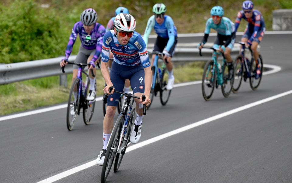 Garofoli spends 150 kilometers in the break at Il Giro