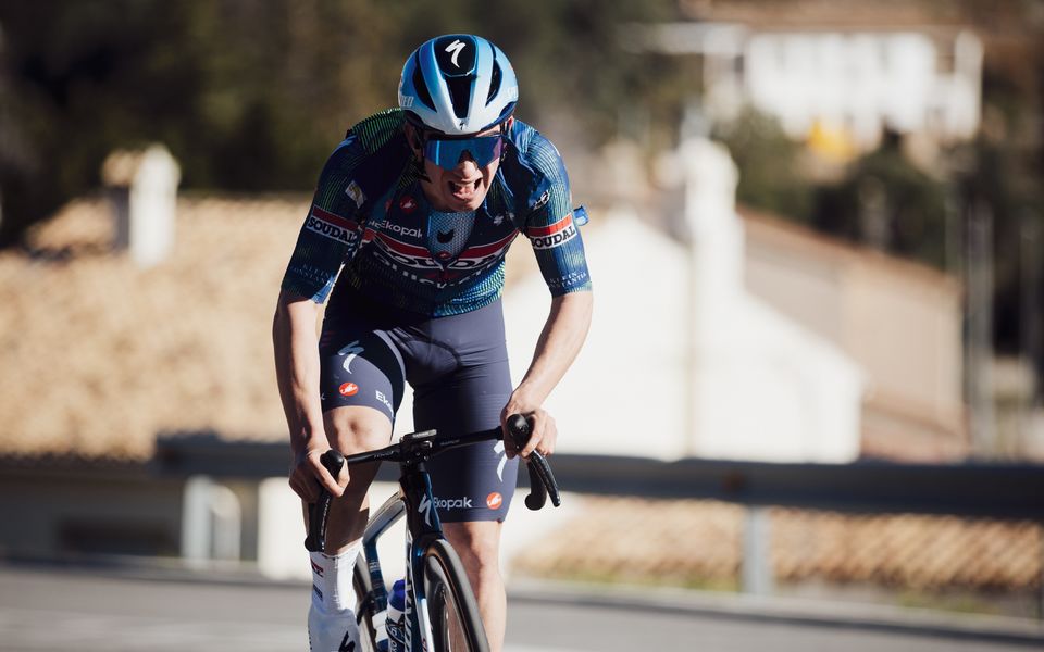 Muñoz again in the top three