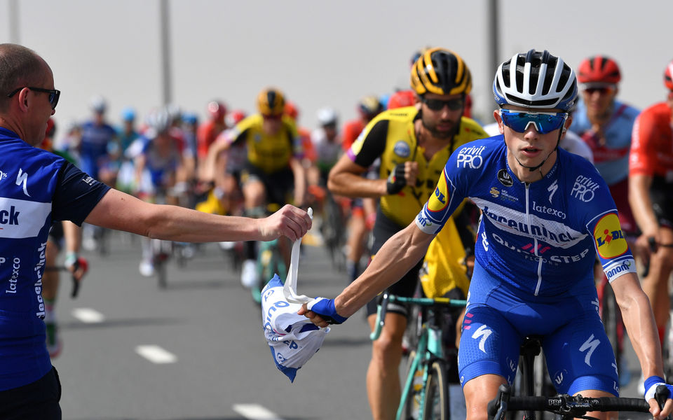 UAE Tour: Knox survives hectic stage