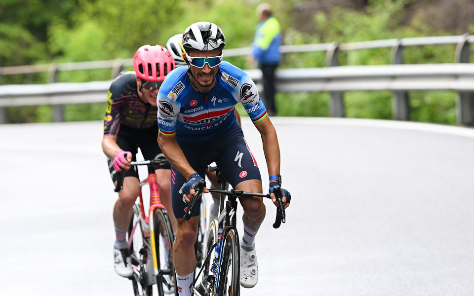 Giro d’Italia: Alaphilippe turns up the heat again