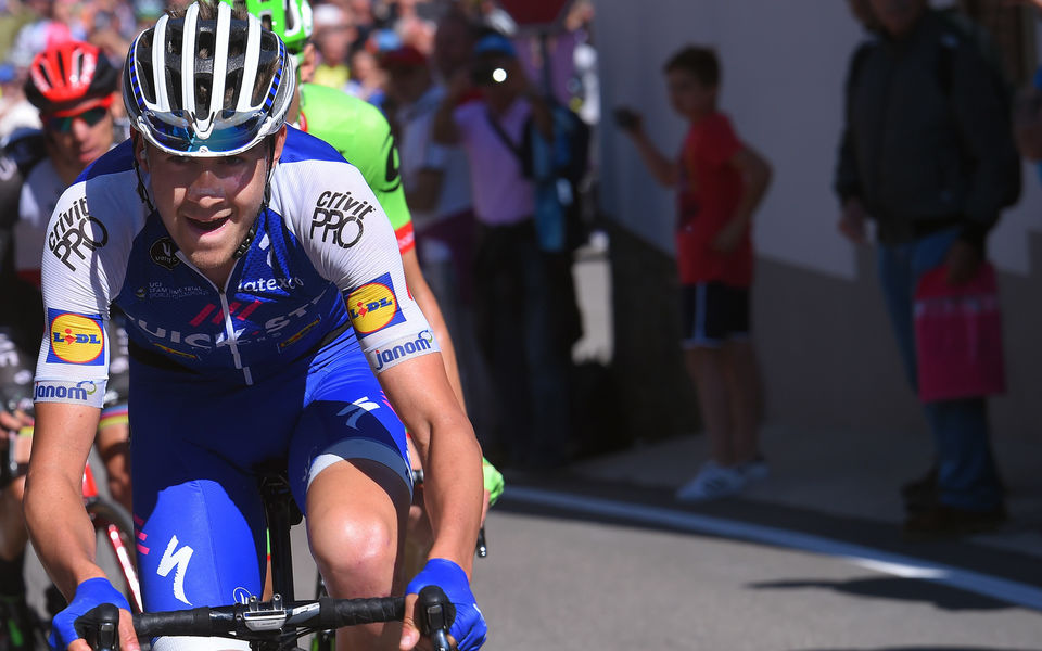 De Plus comes close to first pro win