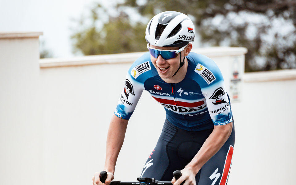 Leander Van Hautegem wins Dwars door Wingene