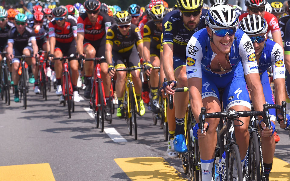 Tour de Suisse: Trentin takes third in crazy sprint finish