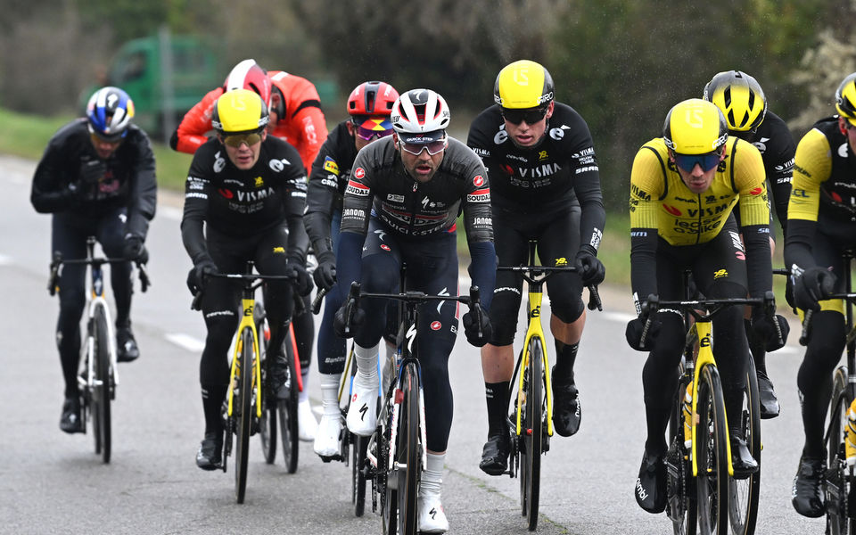 Crazy day of racing at Paris-Nice