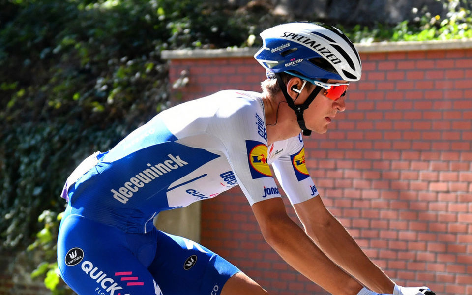 Stretching tips from Deceuninck – Quick-Step