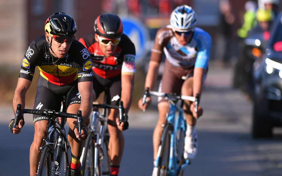 E3 Harelbeke: Gilbert takes second podium in three days