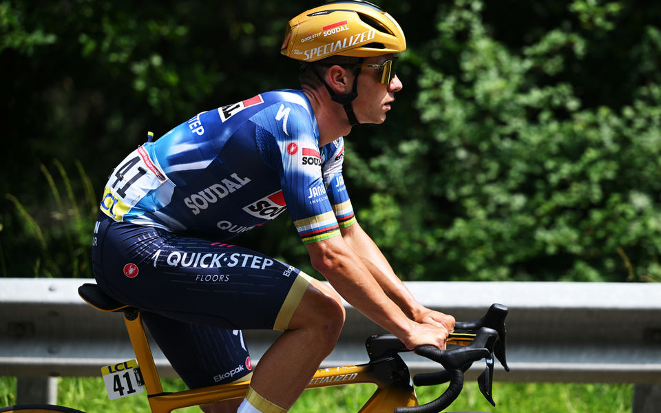 Evenepoel moves up in the Dauphiné GC