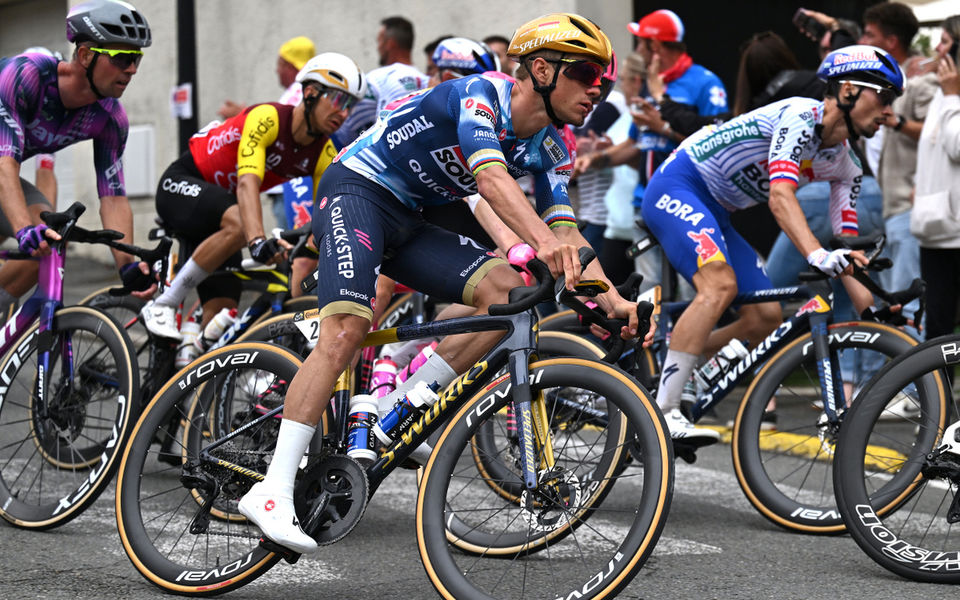 Le Tour: Evenepoel in the thick of the action