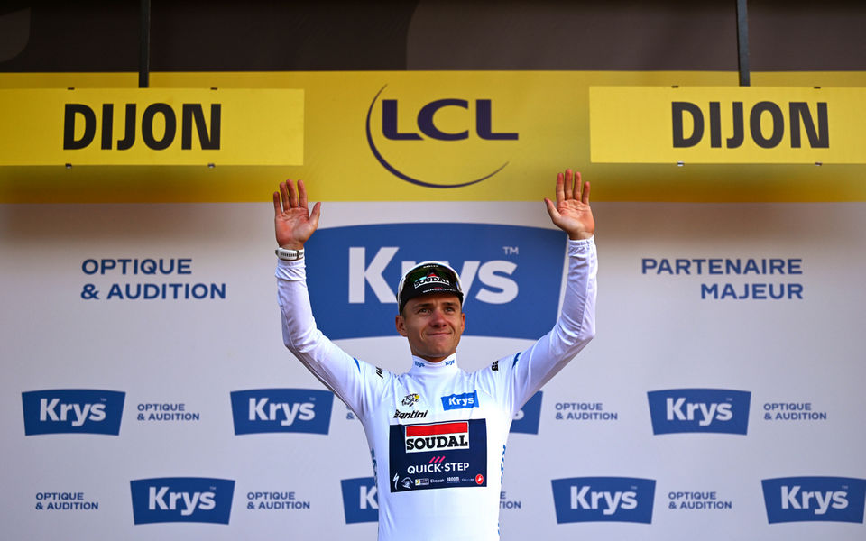 Echelons briefly spice up the Tour de France