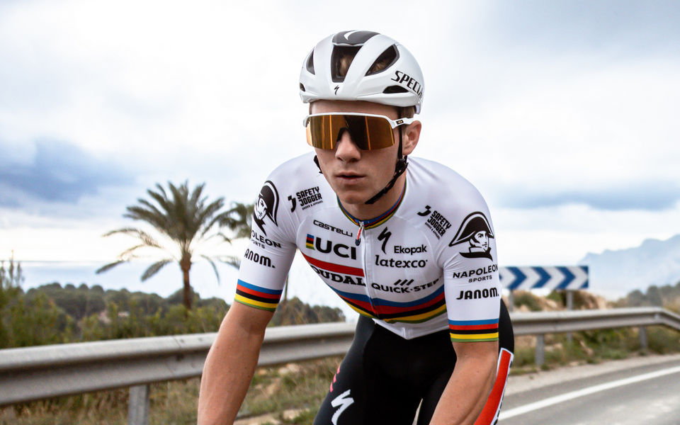 Remco Evenepoel start seizoen in Argentinië
