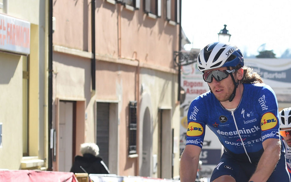 Archbold sprints to his first top 3 of the season