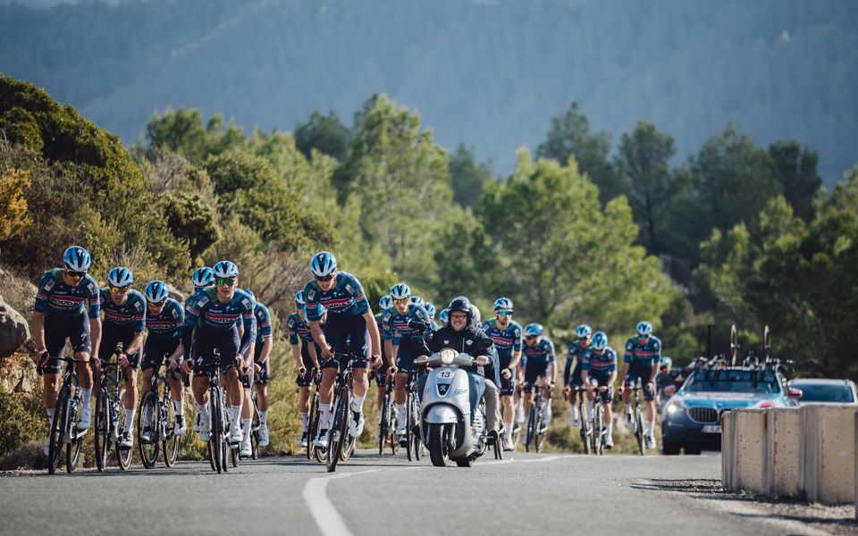 WE ARE HIRING: Digital Creative