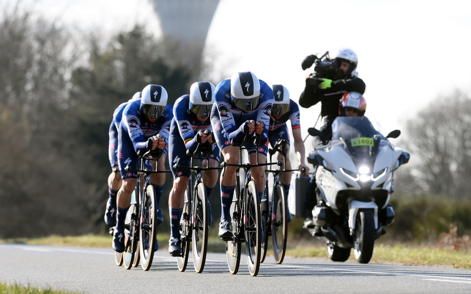 Paris-Nice: Soudal Quick-Step levert solide ploegentijdrit af