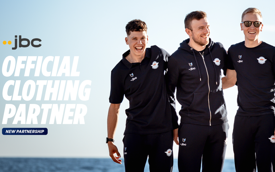 Dress like a wolf with JBC clothing