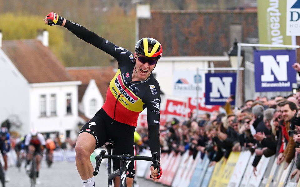 Thuisfavoriet Tim Merlier wint Nokere Koerse