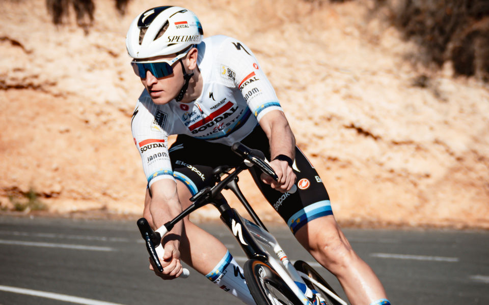 Tim Merlier start seizoen in AlUla Tour