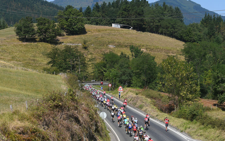 Vuelta a España: Queen-stage takes peloton to Col d’Aubisque