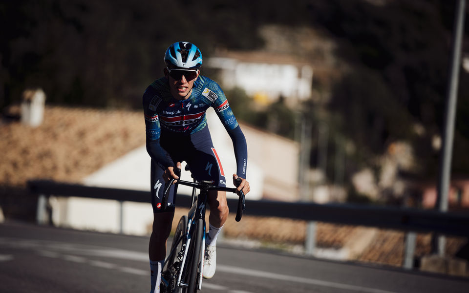 The Wolfpack Howls: Henrique Bravo